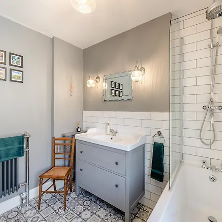 Дом отдыха 4 Smiddy Hill *