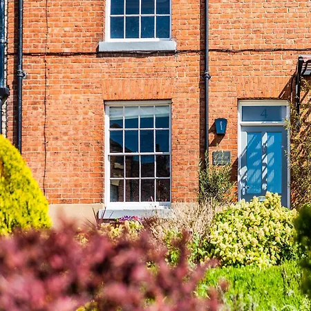 4 Smiddy Hill Пикеринг